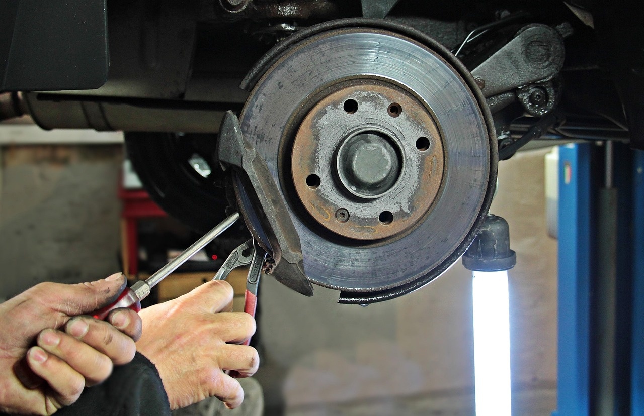 Professional diagnostic report and vehicle analysis
